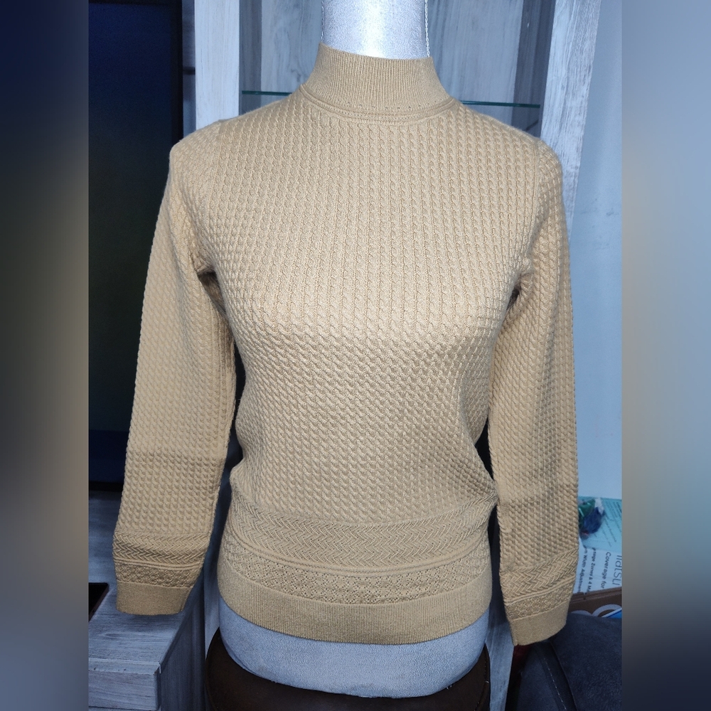 Club Monaco Women's Tan Sweater Sz XS Pit To Pit 16" New With Tags